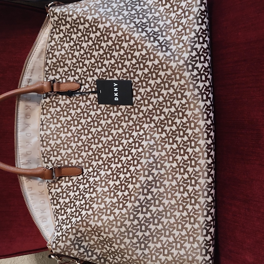 Bag - Picture 2 of 3